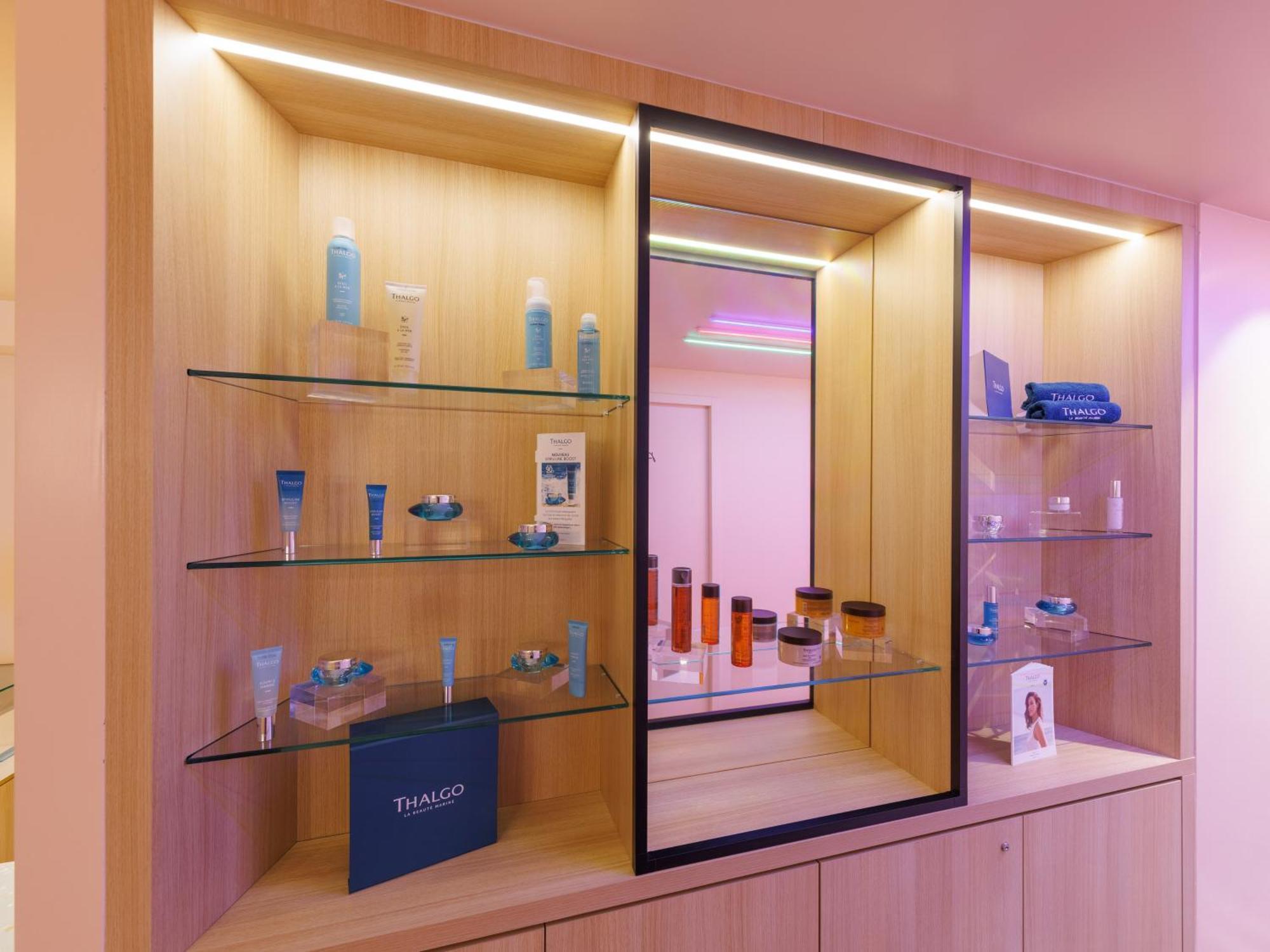 Aiden By Best Western Clermont-Ferrand Hotel & Spa Екстериор снимка